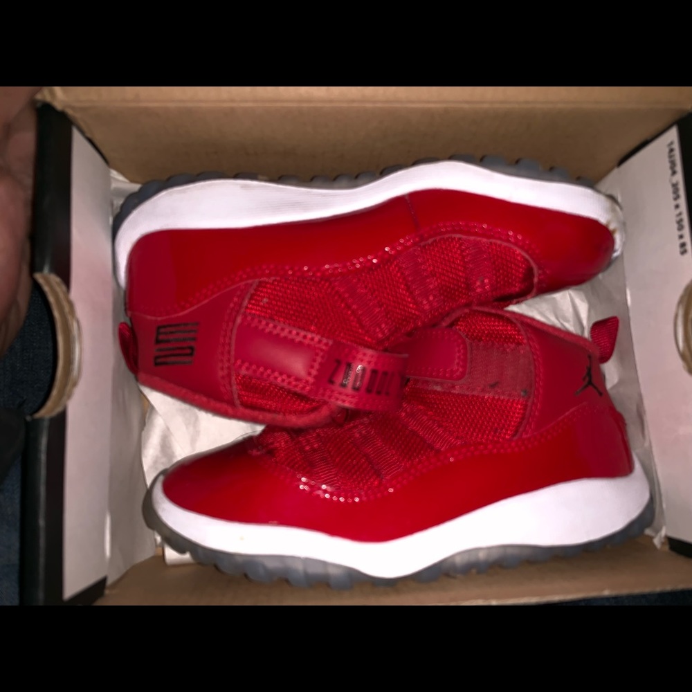 Red Jordan 11’s